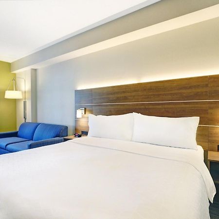 Holiday Inn Express Whitby Oshawa By Ihg Ngoại thất bức ảnh