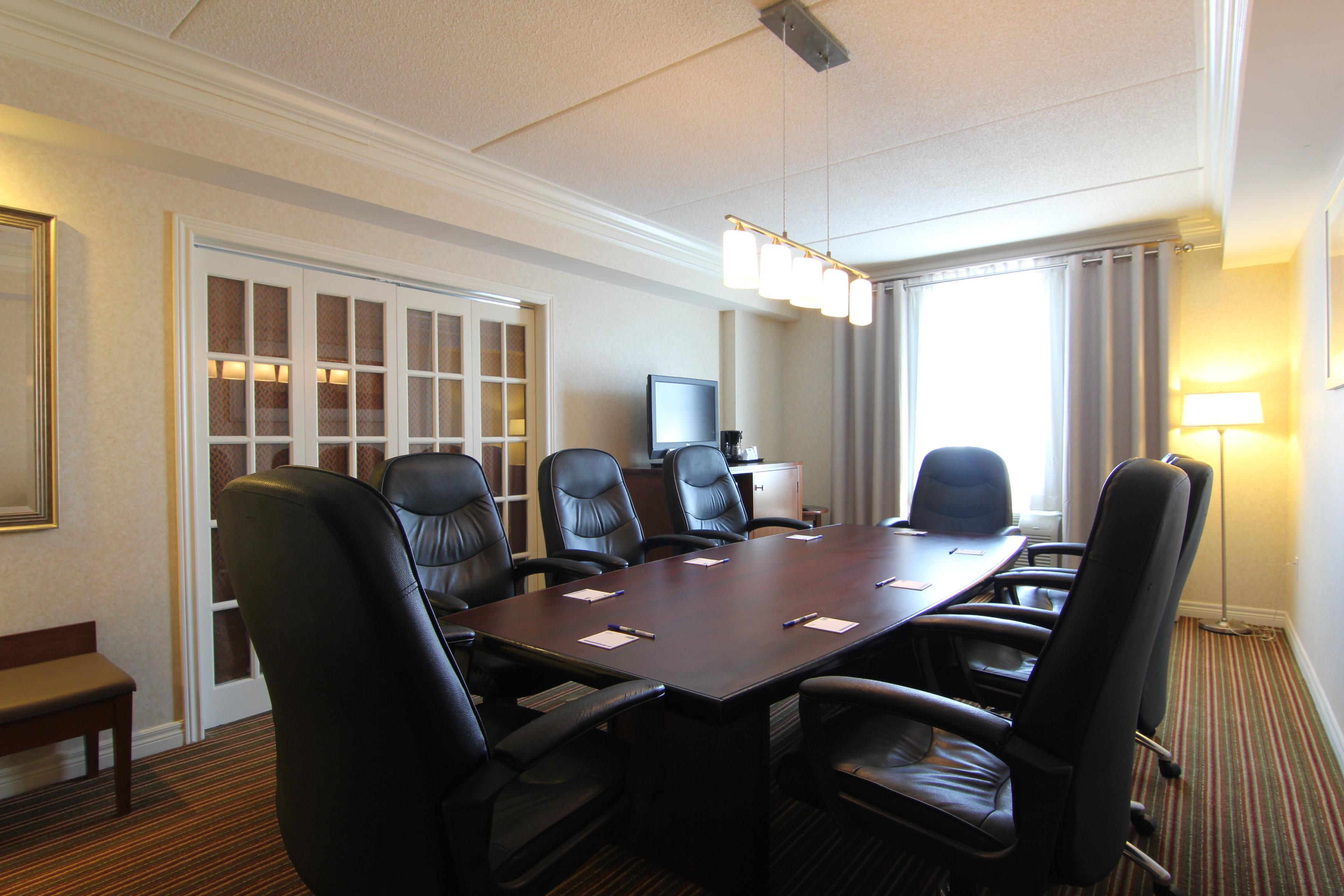 Holiday Inn Express Whitby Oshawa By Ihg Ngoại thất bức ảnh