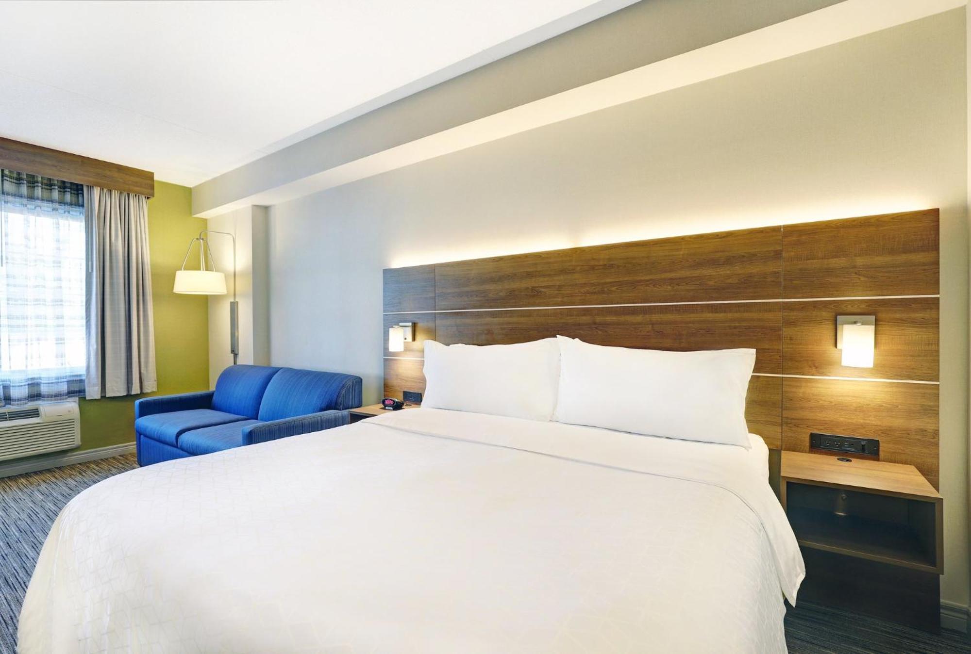 Holiday Inn Express Whitby Oshawa By Ihg Ngoại thất bức ảnh