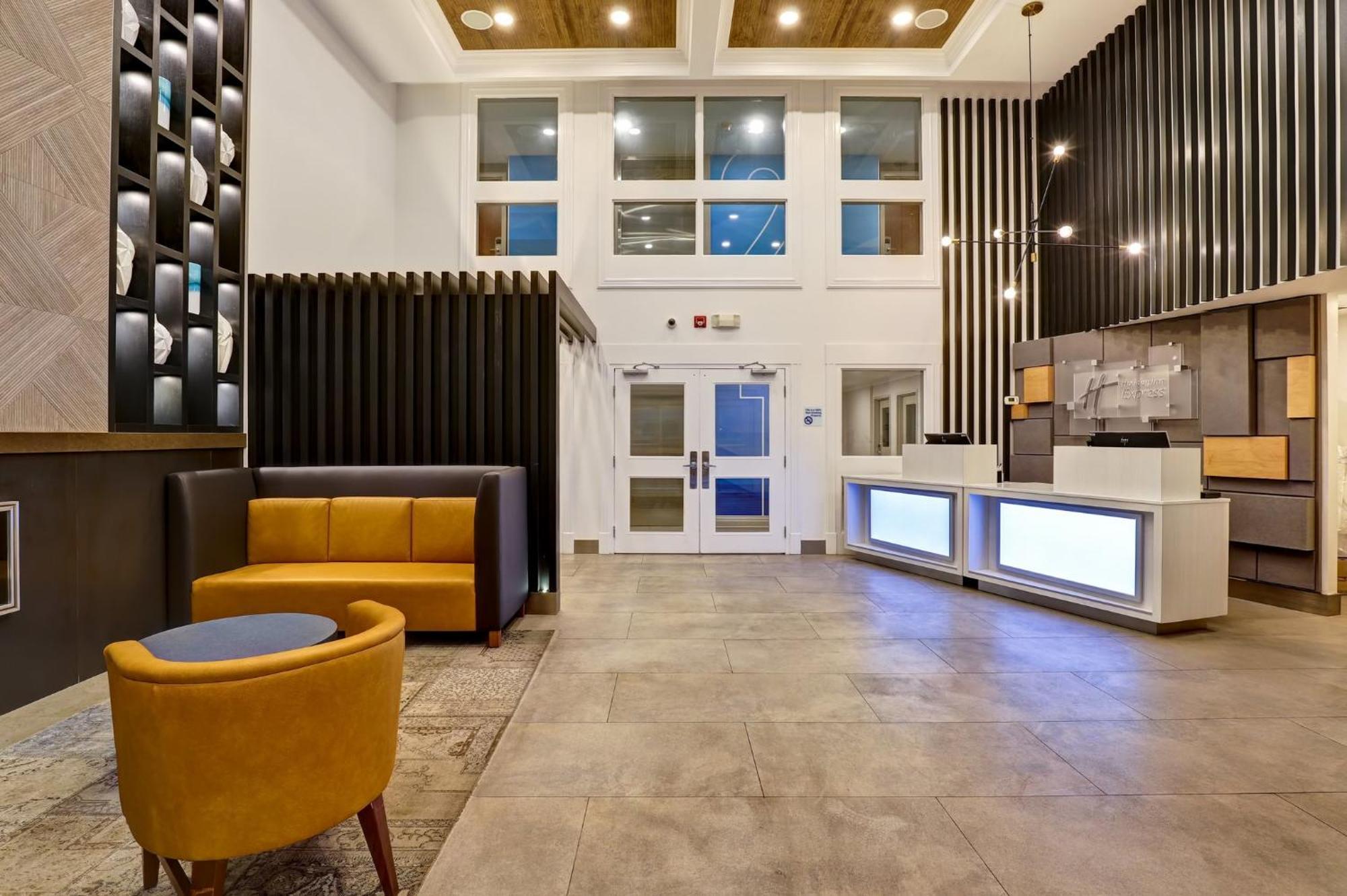 Holiday Inn Express Whitby Oshawa By Ihg Ngoại thất bức ảnh
