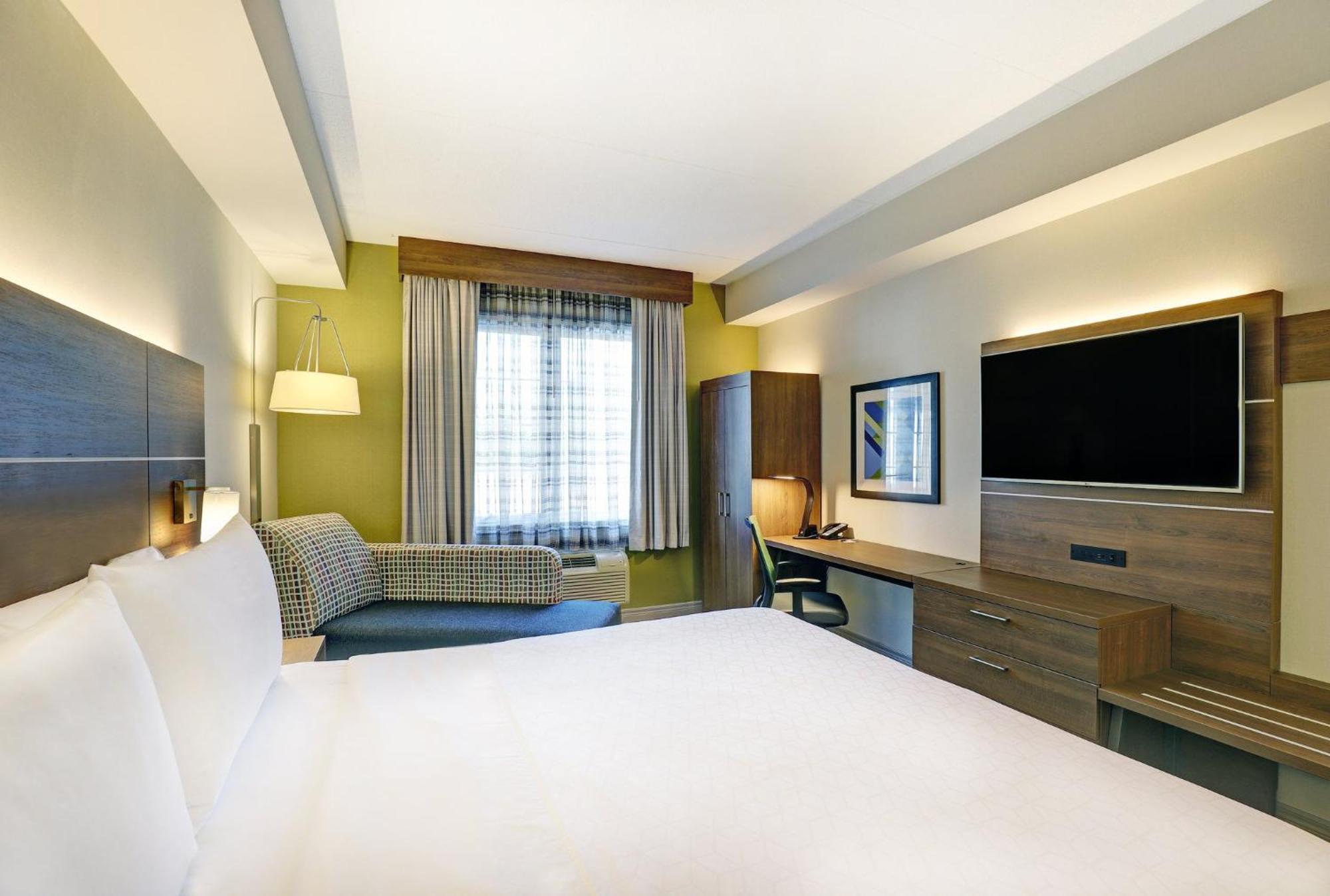 Holiday Inn Express Whitby Oshawa By Ihg Ngoại thất bức ảnh