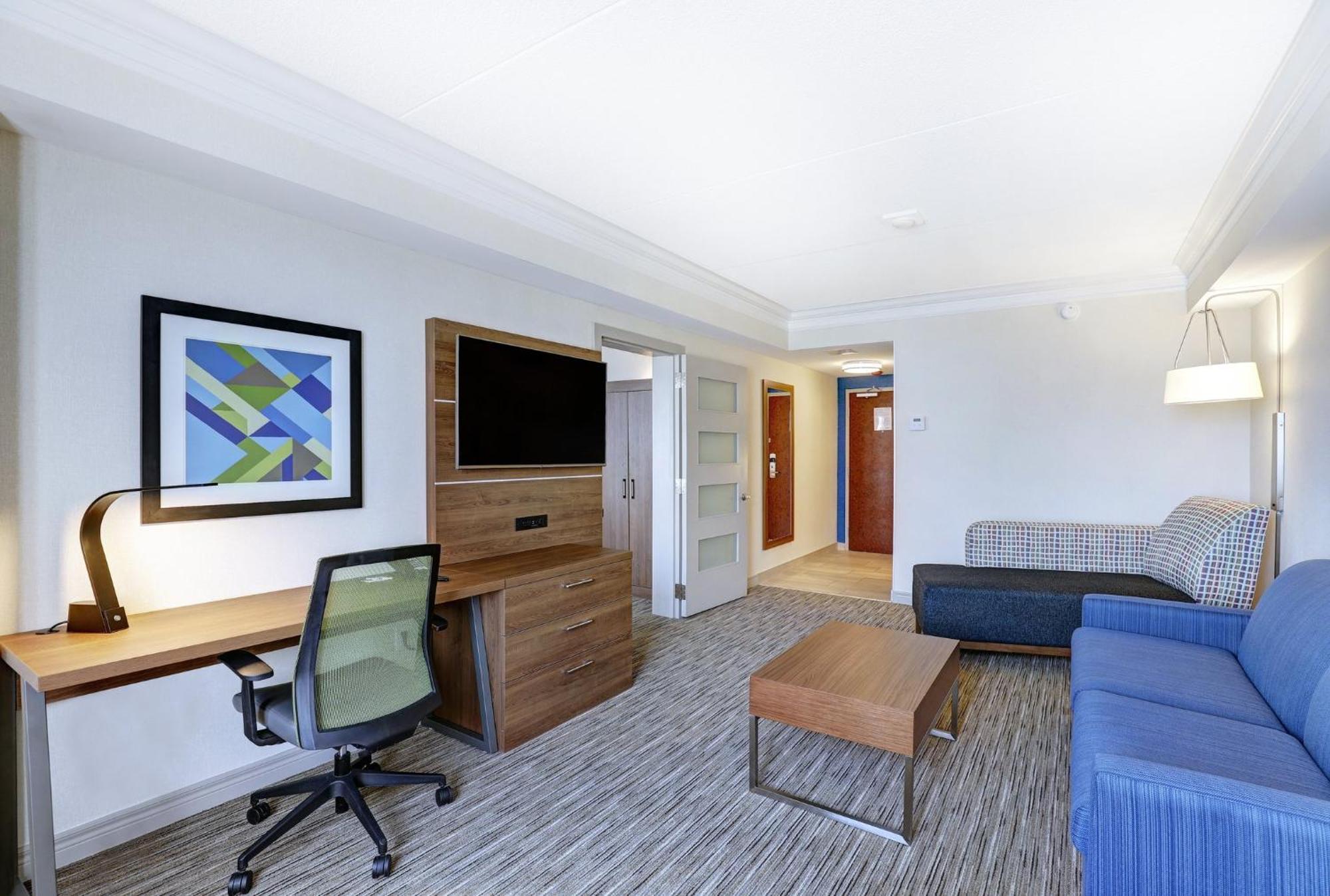 Holiday Inn Express Whitby Oshawa By Ihg Ngoại thất bức ảnh