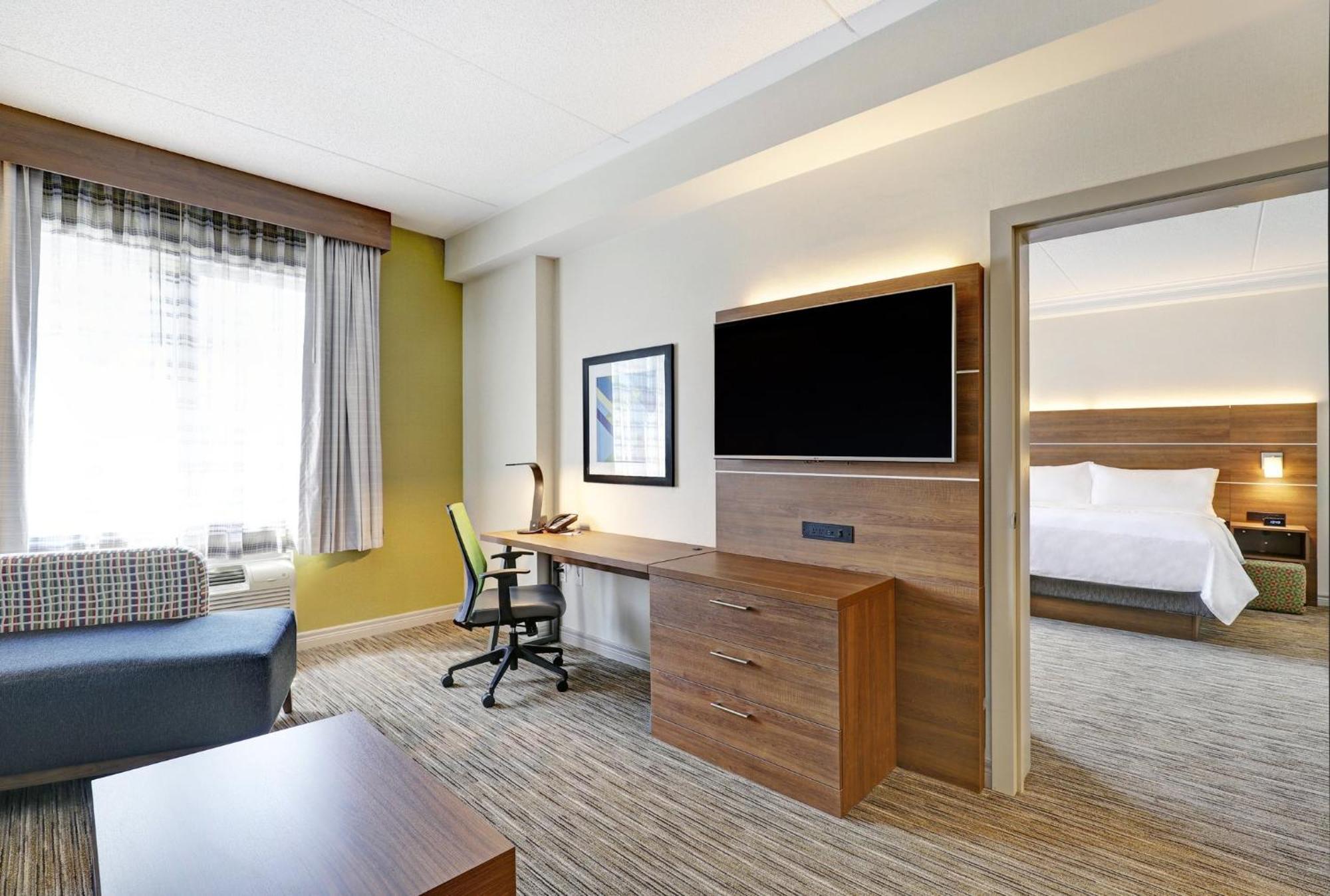 Holiday Inn Express Whitby Oshawa By Ihg Ngoại thất bức ảnh