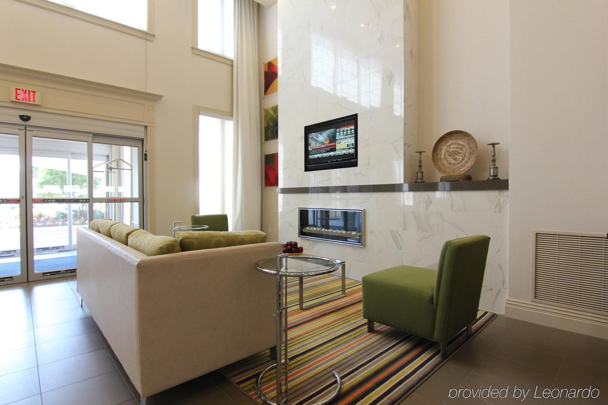 Holiday Inn Express Whitby Oshawa By Ihg Ngoại thất bức ảnh